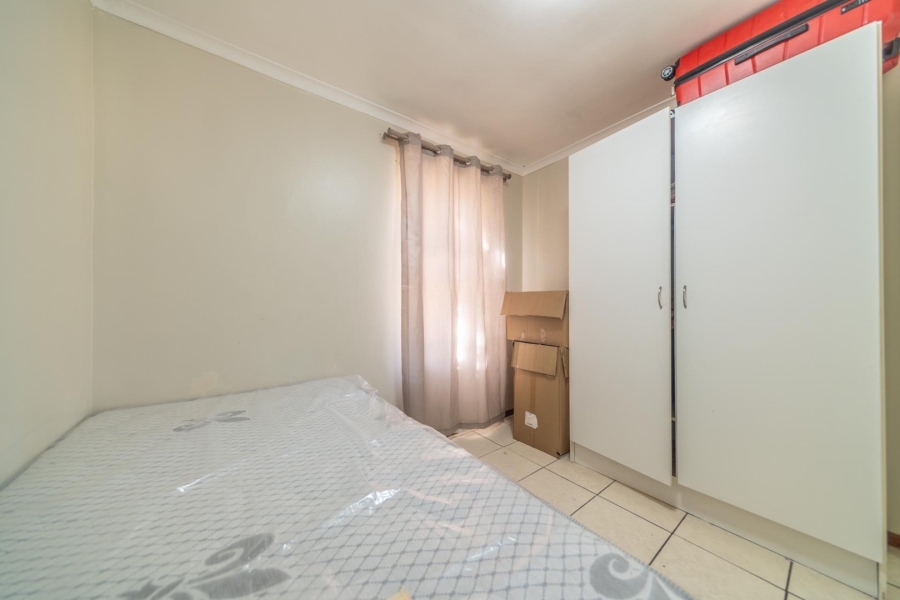 To Let 2 Bedroom Property for Rent in La Colline Western Cape